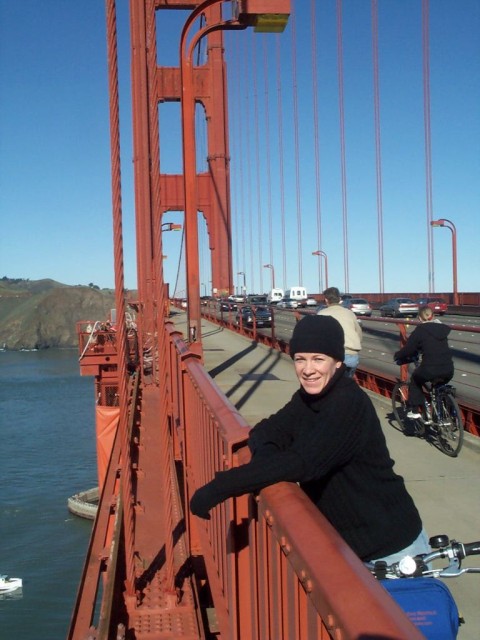 Felon Corrie, fleeing San Francisco on her trusty bike